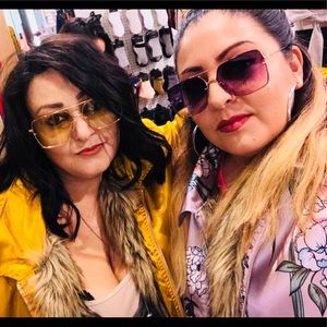 Meet your Posher, Edith